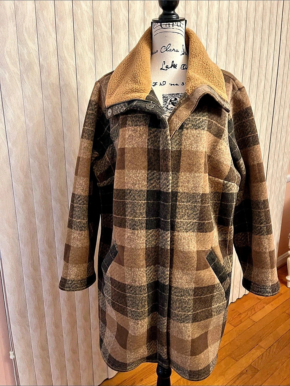 d&co denim + company Plaid Sherpa Collar Coat in Brown Size 2X Like New